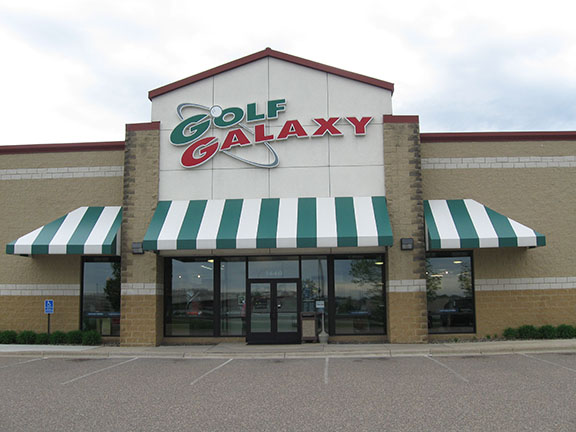 Storefront of Golf Galaxy store in Roseville, MN