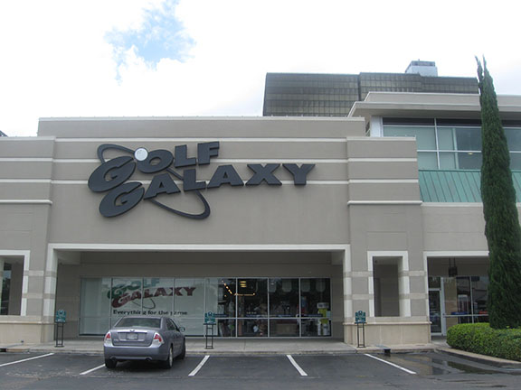 Storefront of Golf Galaxy store in Houston, TX